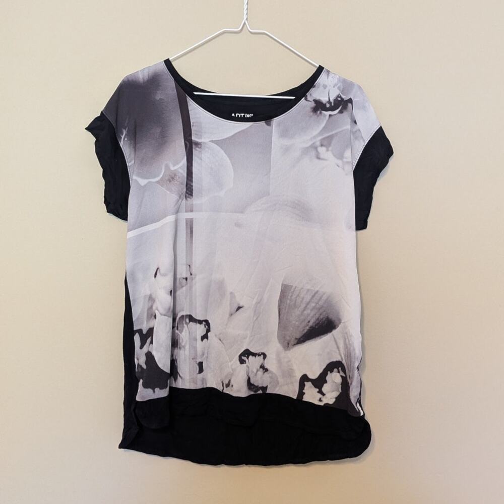 Apt. 9 Black And White Blouse With Flower Design